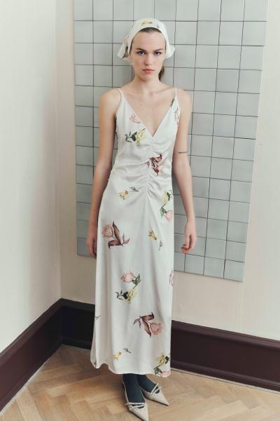 Baum und Pferdgarten 2026早秋005